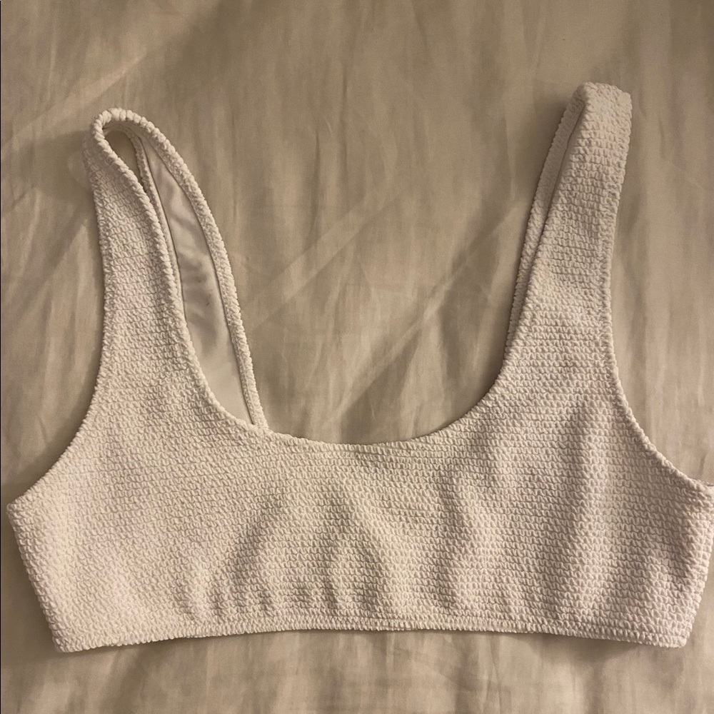 ❤️ cutest hollister white swim top
